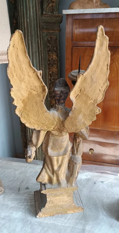 Pair of painted and gilded papier-mâché candleholder angels. Italian Baroque art 17th-18th cent.