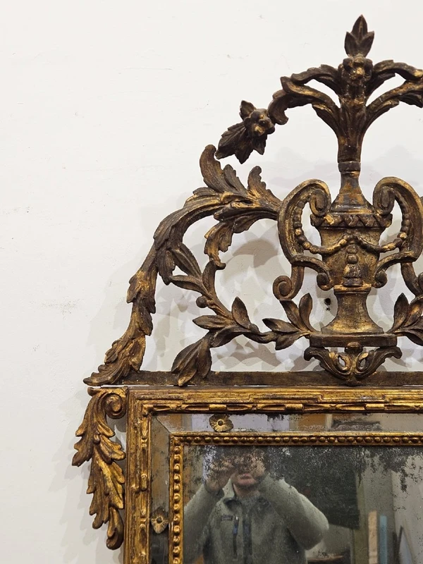 Imposing Louis XVI gilded wood mirror - 18th century