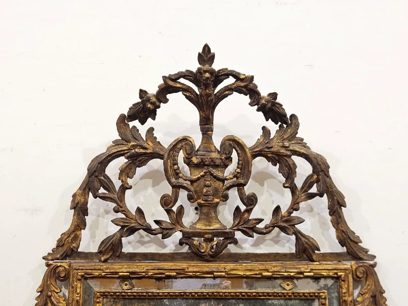 Imposing Louis XVI gilded wood mirror - 18th century