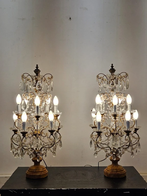 Paire de volants de table en cristal biseauté - début du 20e siècle