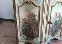 Armoire vénitienne laquée du début du 20e siècle