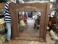 Grand cadre d'édicule sculpté style Renaissance 17e siècle Italie