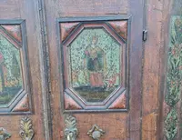 Armoire tyrolienne du 18e siècle avec peintures originales
