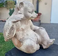 Ourson en terre cuite de 1900 signé Heissner