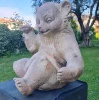 Ourson en terre cuite de 1900 signé Heissner