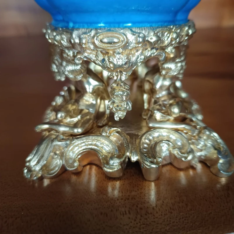 SEVRES PORCELAIN BOWL FROM THE SECOND HALF OF THE 18TH CENTURY