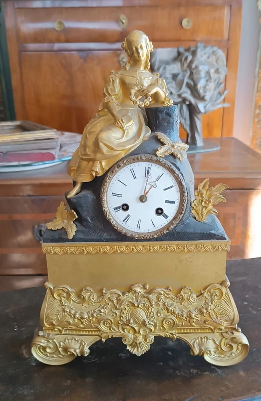 Antique mercury gilt bronze Napoleon III° table clock - France