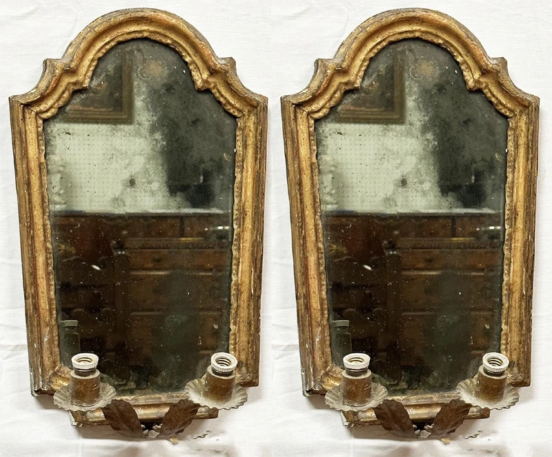Pair of antique giltwood wall mirror frames, 18th century.