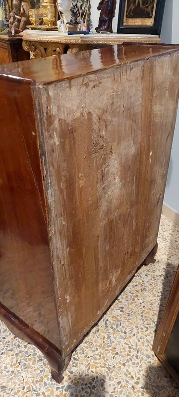 Small walnut trumoe 18th century L.72 CM