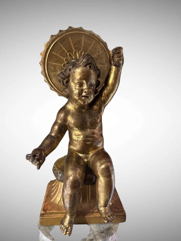 Enfant Jésus assis en bois doré - Sculpture du XVIIe siècle