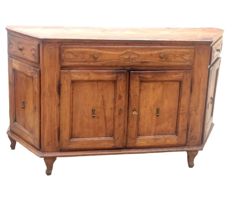 Grand buffet antique à encoches Vénétie 18ème siècle en merisier massif