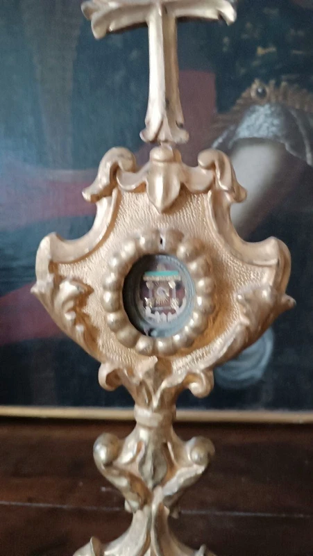 Reliquiario in legno dorato XVIII secolo -   reliquia Santa Lucia H.43 CM