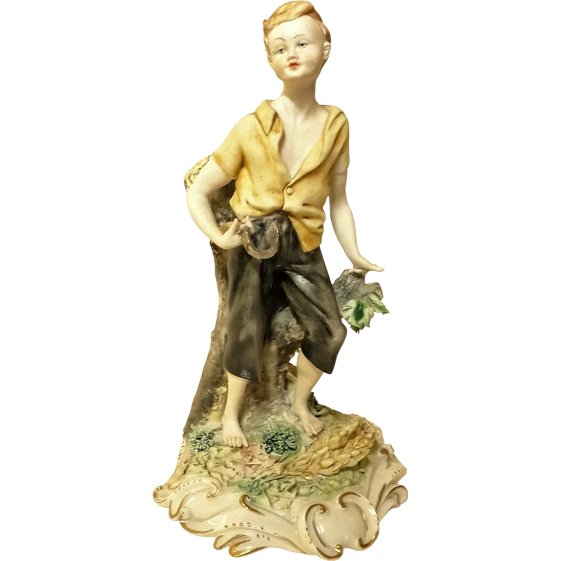 Figurine en céramique peinte à la main de Capodimonte signée Volta