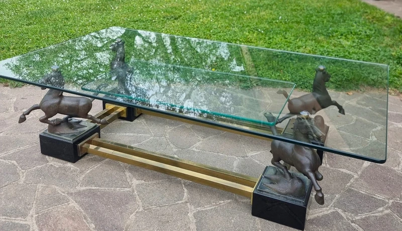 Tavolo con cavalli in bronzo Maison Charles 1970
