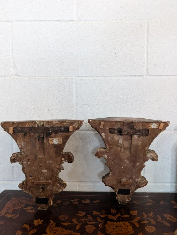 Pair Genovese Louis XVI Lacquered and Gilded Mensole XVIII Century