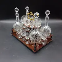 19TH CENTURY EBONIZED WOOD AND CRYSTAL LIQUEUR CAVE' A LIQUEUR