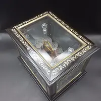 19TH CENTURY EBONIZED WOOD AND CRYSTAL LIQUEUR CAVE' A LIQUEUR