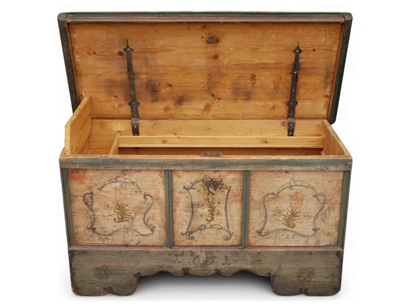 Painted Chest - Tyrol 1791
