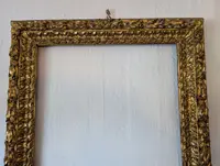 Important 17th century Italian carved and gilded wood frame, entirely original