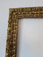 Important 17th century Italian carved and gilded wood frame, entirely original