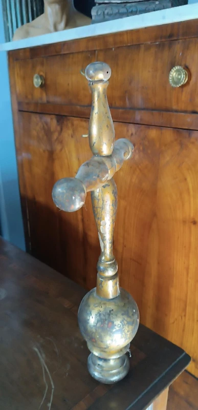 Antica croce processionale in legno dorato