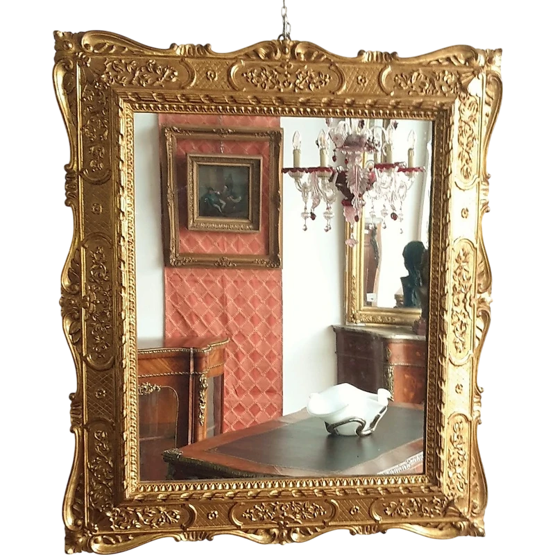 Miroir en bois doré