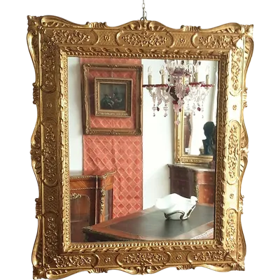 Miroir en bois doré