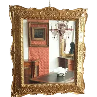 Miroir en bois doré