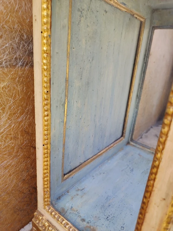 Importante vitrine de fabrication italienne du milieu du XVIIIe siècle, d'époque Louis XV,