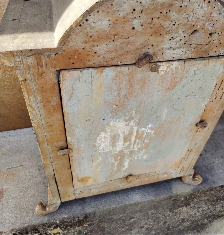 Importante vitrine de fabrication italienne du milieu du XVIIIe siècle, d'époque Louis XV,