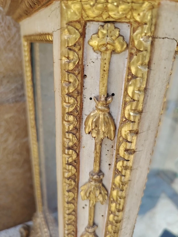 Importante vitrine de fabrication italienne du milieu du XVIIIe siècle, d'époque Louis XV,