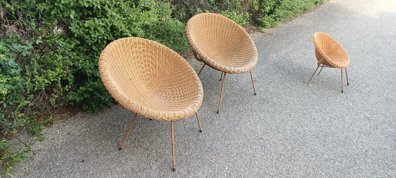 RARE ENSEMBLE DE FAUTEUILS EN OSIER DESIGN ITALIEN DU MILIEU DU SIÈCLE DERNIER