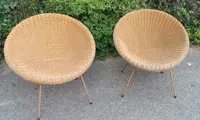RARE ENSEMBLE DE FAUTEUILS EN OSIER DESIGN ITALIEN DU MILIEU DU SIÈCLE DERNIER