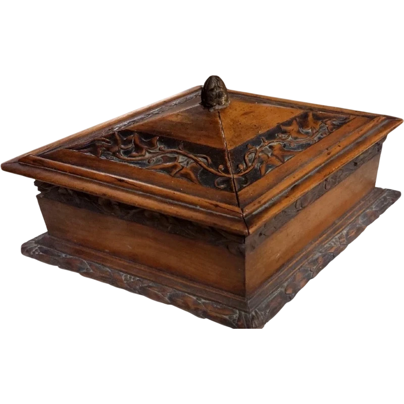 Ancien coffret en losange en bois sculpté 19ème siècle Italie