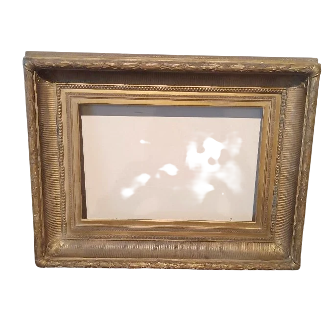 Cadre ancien en bois doré 81x63 cm