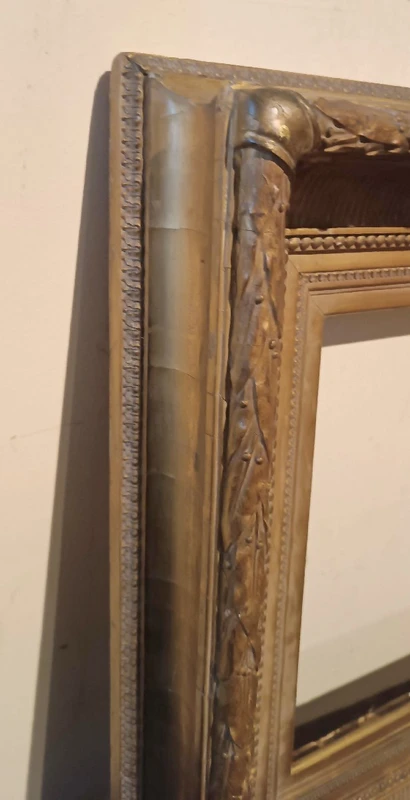 Cadre ancien en bois doré 81x63 cm