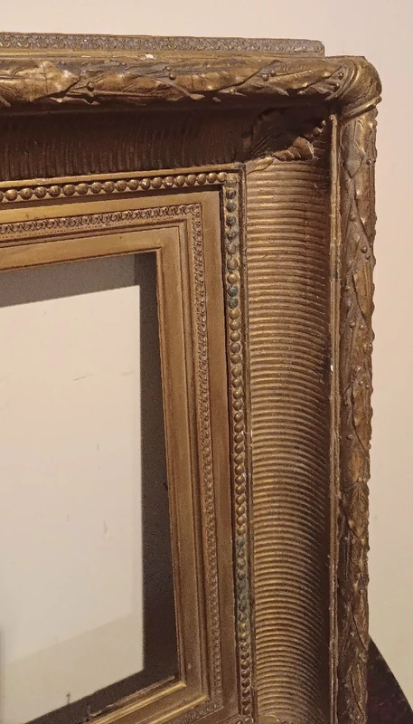 Cadre ancien en bois doré 81x63 cm