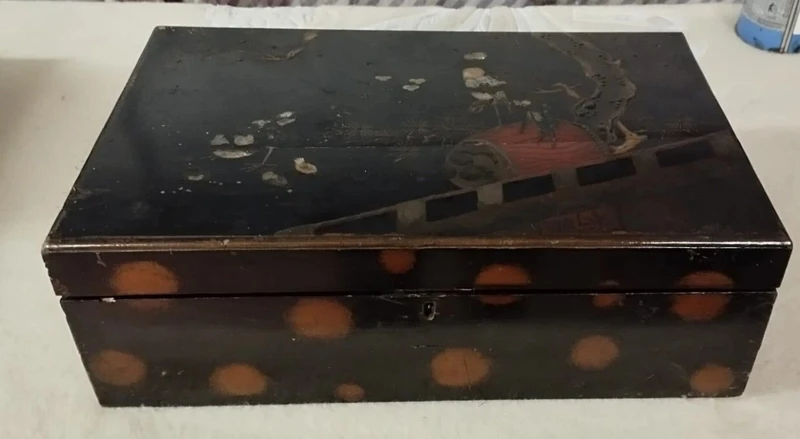 Scatola Napoleone III Legno Dipinto Cineseria E Intarsi In Madre Perla