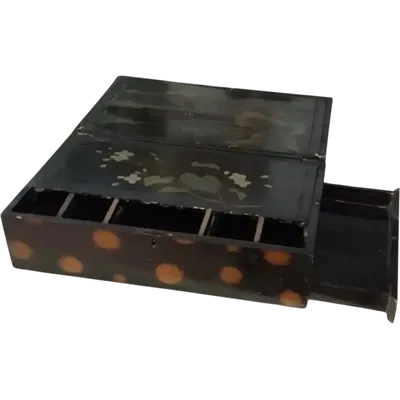 Box Napoleon III Wood Painted Chinoiserie And Mother of Pearl Inlays