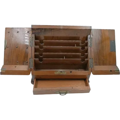 Facteur anglais ancien en noyer 19ème siècle