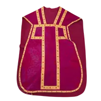 Chasuble ecclésiastique en damas rouge