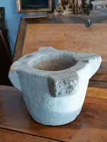 Mortaio in pietra XVII secolo italia