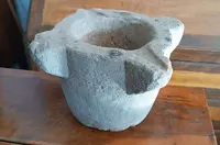 Mortaio in pietra XVII secolo italia