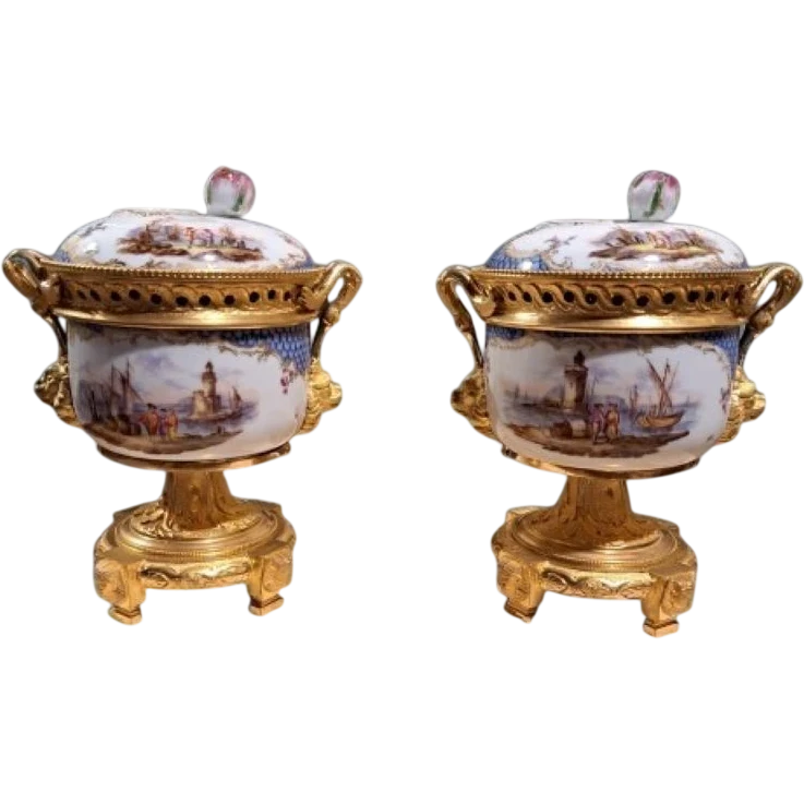 COPPIA DI BRUCIAPROFUMI DELLA SECONDA META' DEL XIX SECOLO DI MEISSEN AUGUST REX HELENA WOLFSOH