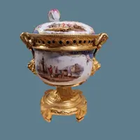 COPPIA DI BRUCIAPROFUMI DELLA SECONDA META' DEL XIX SECOLO DI MEISSEN AUGUST REX HELENA WOLFSOH