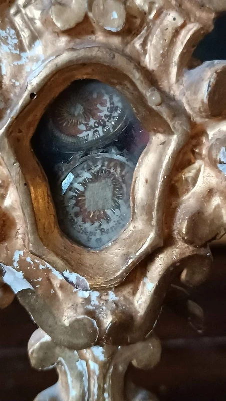 Reliquiario in legno dorato XVIII secolo ,reliquie di San Filippo benizi e San gregorio