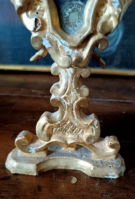 Reliquiario in legno dorato XVIII secolo ,reliquie di San Filippo benizi e San gregorio