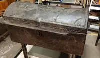 ANTIQUE SMALL STUDDED LEATHER TRUNK XVIII CENTURY ITALY