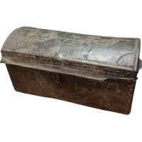 ANTIQUE SMALL STUDDED LEATHER TRUNK XVIII CENTURY ITALY