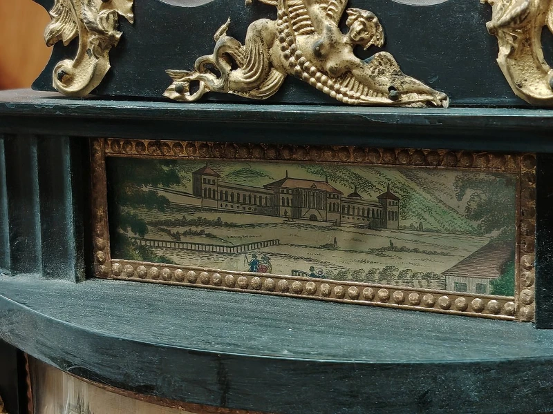 Bidermaier temple clock in ebonized wood and gilt alabaster columns 19th century
